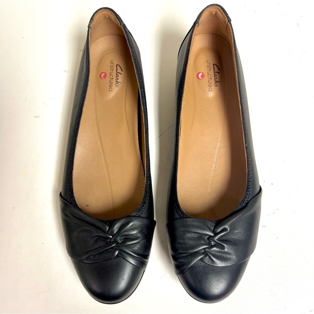 Clarks Un Blush Wish black leather ballet flats minimalist preppy comfy size 9.5